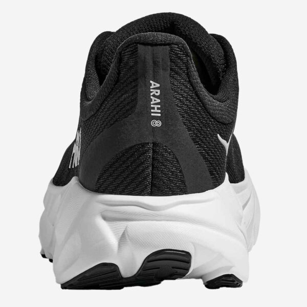 hoka one one arahi 8 dam löparsko